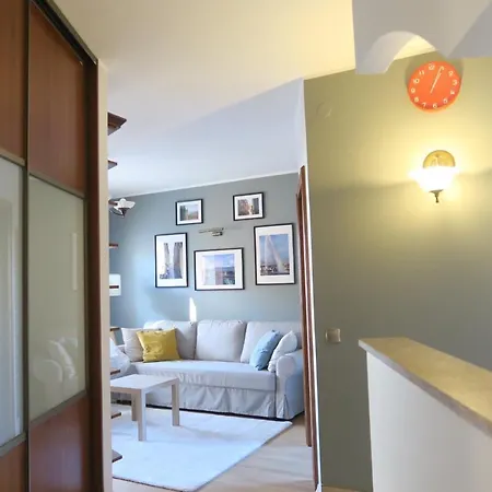 Geneva Apartment Warsaw